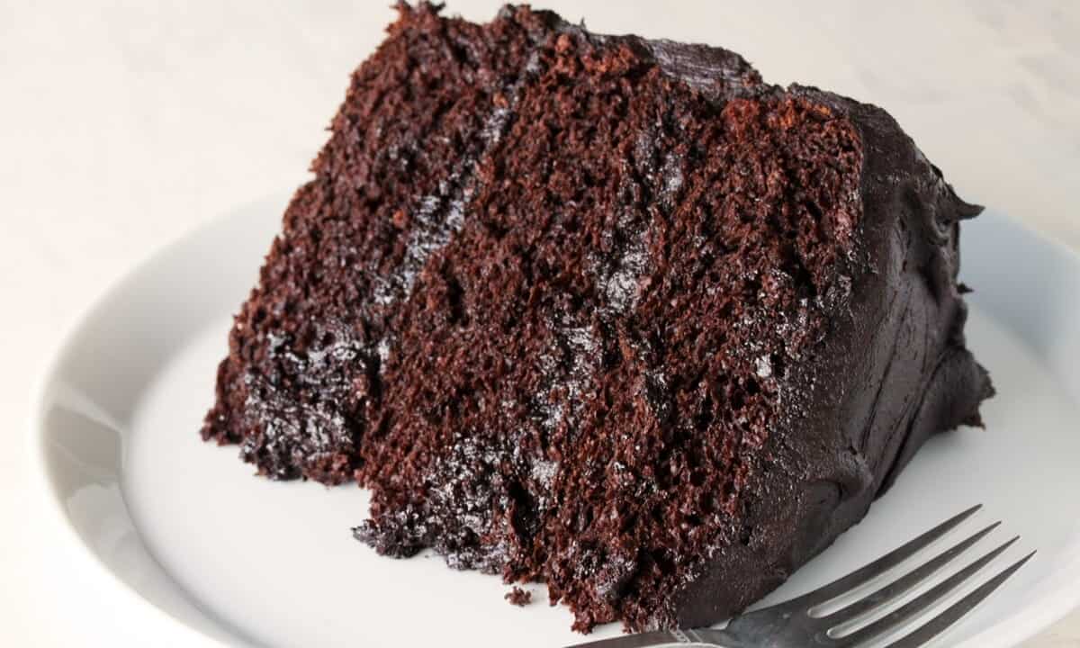 Chocolate cake picture